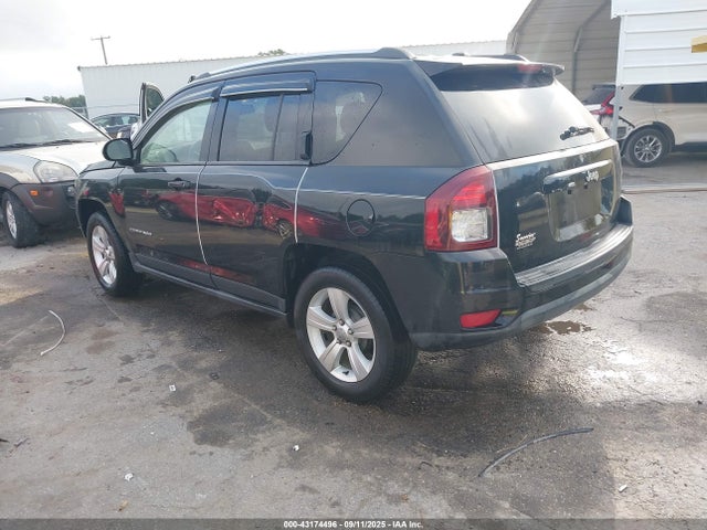 2014 JEEP COMPASS 1C4NJCBB7ED732046 Photo 2