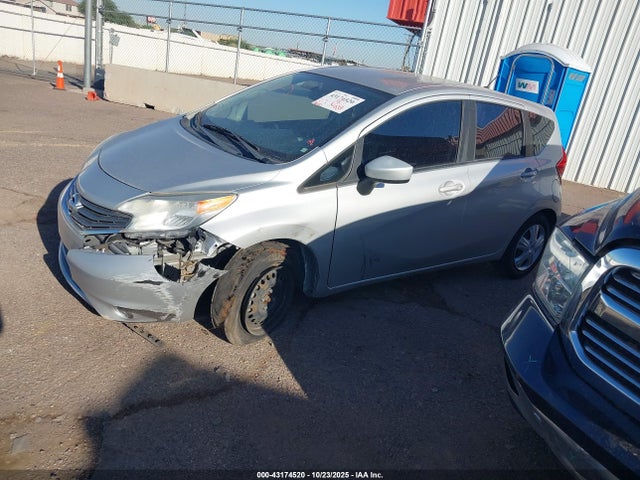 Nissan VERSA NOTE 2015 3N1CE2CP9FL424777 Image 2