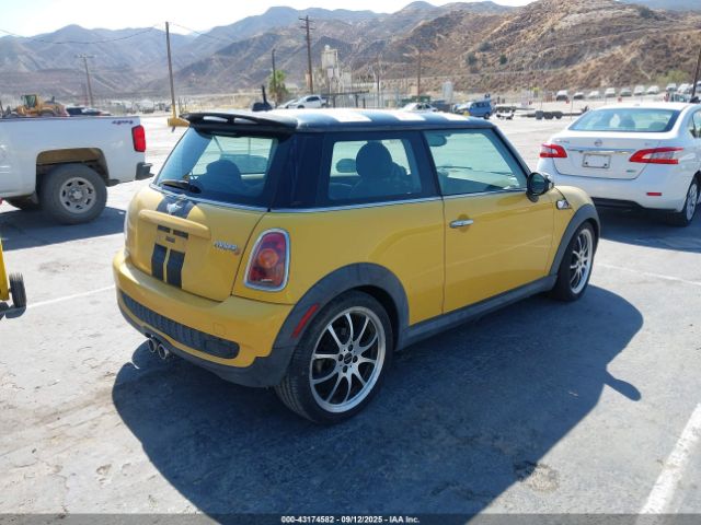 2008 MINI COOPER S WMWMF73538TT92494 Photo 3