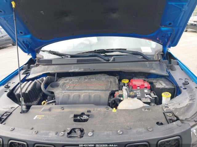 Jeep 2019 2019 3C4NJDBB7KT672622 Image 10
