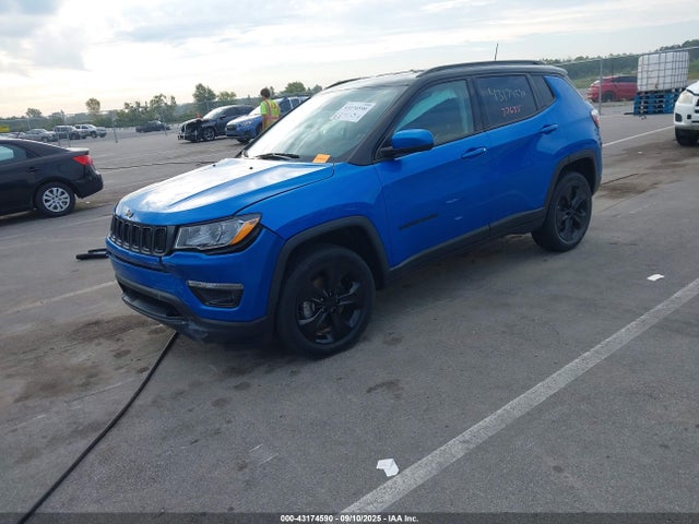 Jeep 2019 2019 3C4NJDBB7KT672622 Image 2