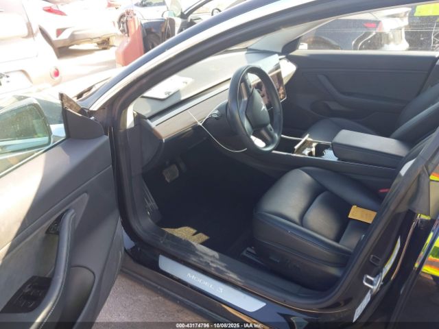 2019 TESLA MODEL 3 5YJ3E1EA7KF313203 Photo 4