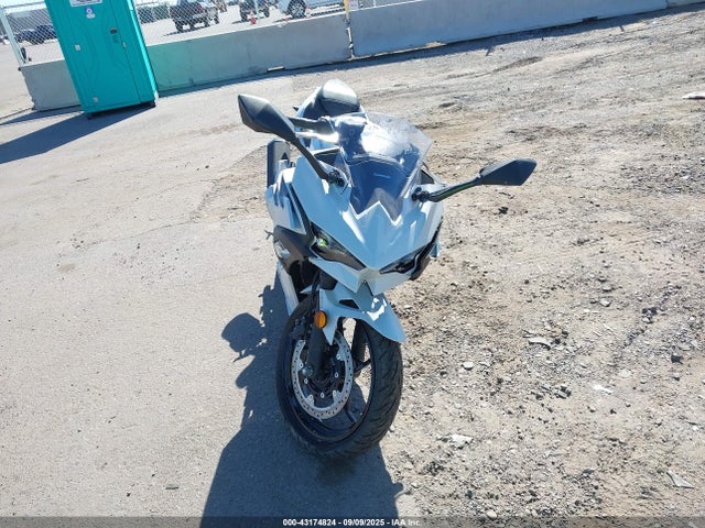 Kawasaki Ninja 500 2025 ML5EXGG1XSDA56075 Image 5