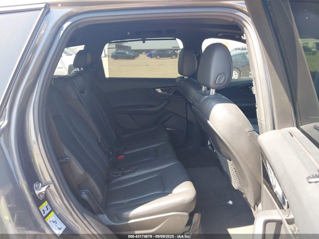 2019 AUDI Q7 WA1VAAF75KD008890 Photo 7