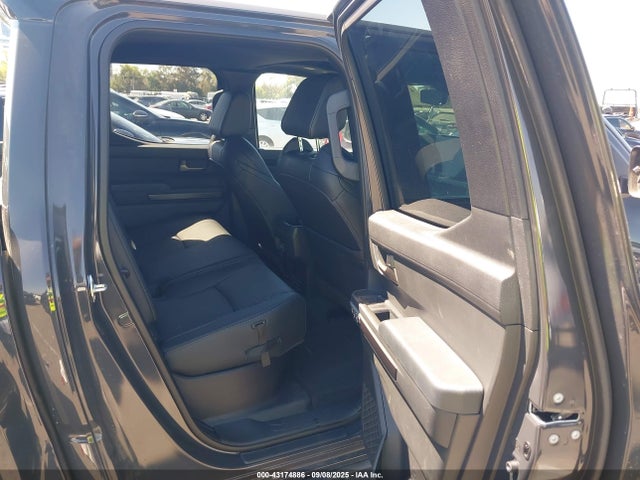 Toyota t24a-fts 2024 3TMLB5JN4RM068066 Image 8