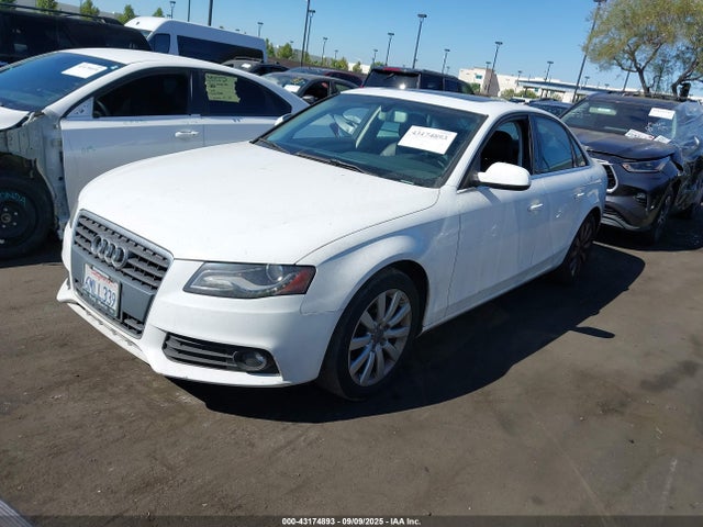 2010 AUDI A4 WAUEFAFL2AN069642 Photo 1