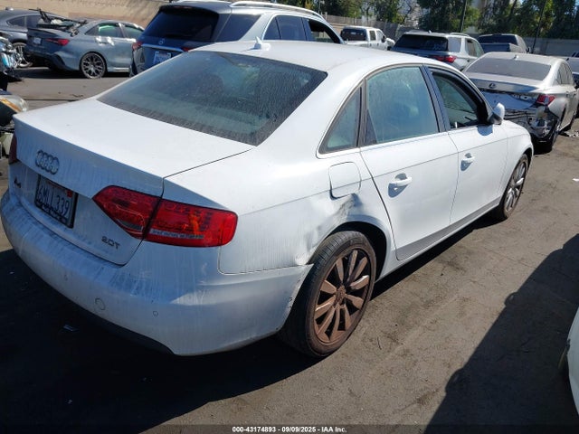 2010 AUDI A4 WAUEFAFL2AN069642 Photo 3