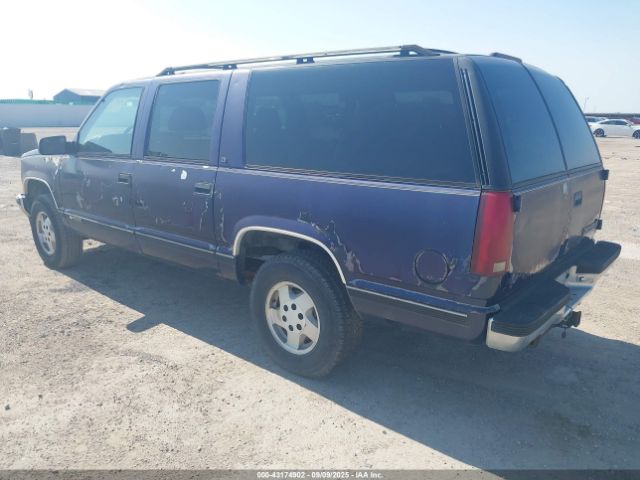 1995 CHEVROLET SUBURBAN 1GNFK16K8SJ402338 Photo 2