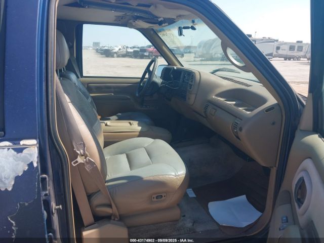 1995 CHEVROLET SUBURBAN 1GNFK16K8SJ402338 Photo 4