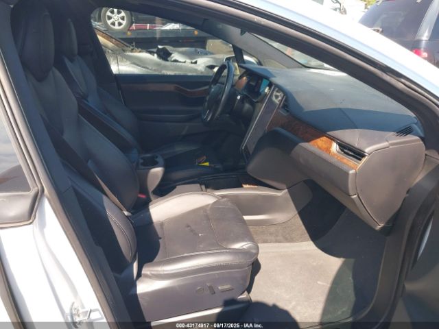 2020 TESLA MODEL X 5YJXCDE24LF298243 Photo 4
