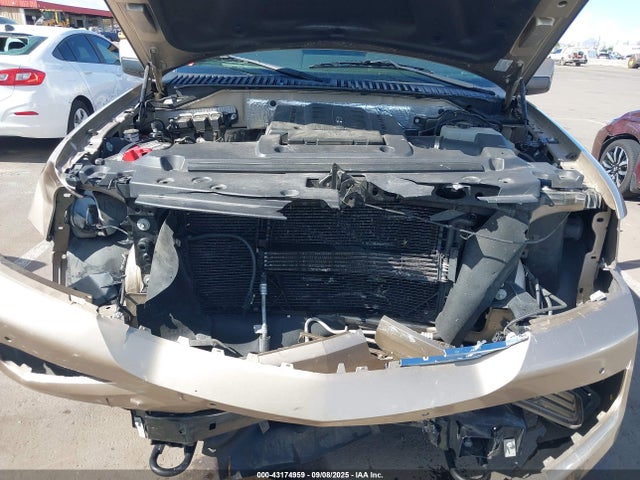 5LMJJ2J50EEL00468 Lincoln Navigator