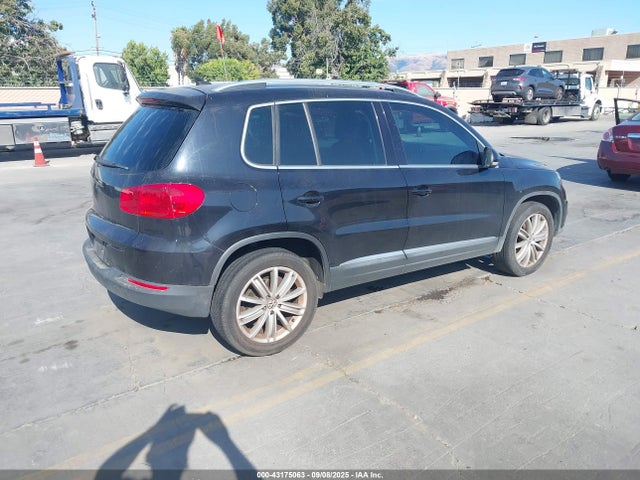 WVGAV3AX0EW592406 Volkswagen Tiguan