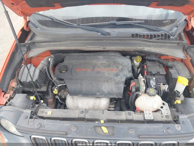 ZACCJABT0FPB56616 Jeep Renegade