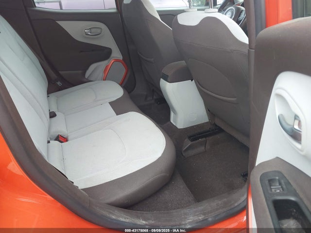 ZACCJABT0FPB56616 Jeep Renegade