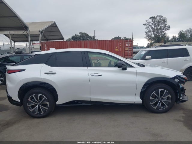 Lexus Rz 2025 JTJAAAAB1SA028469 Image 14