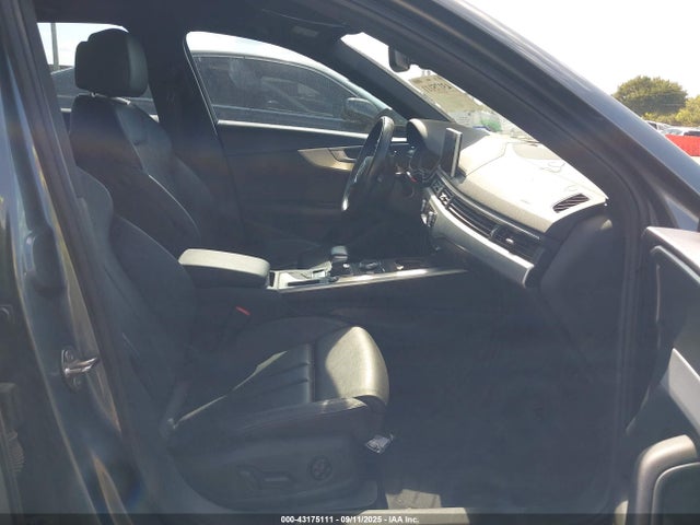 2017 AUDI A4 WAULNAF44HN019242 Photo 4