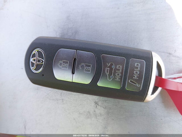 3MYDLBYVXJY307060 Toyota p5v