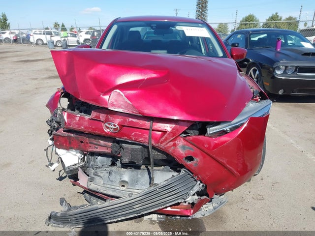 3MYDLBYVXJY307060 Toyota p5v