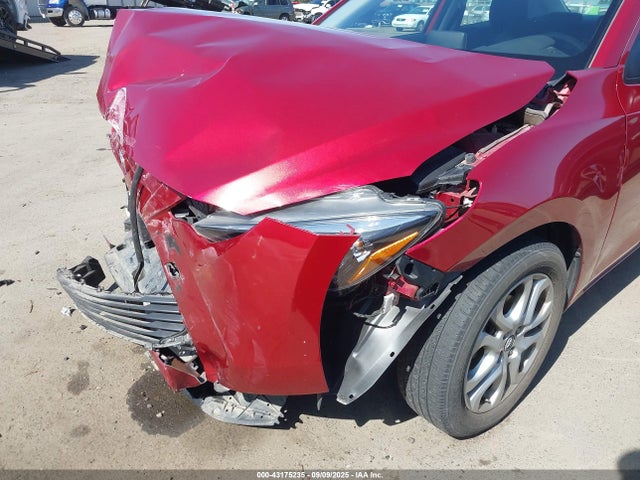 3MYDLBYVXJY307060 Toyota p5v