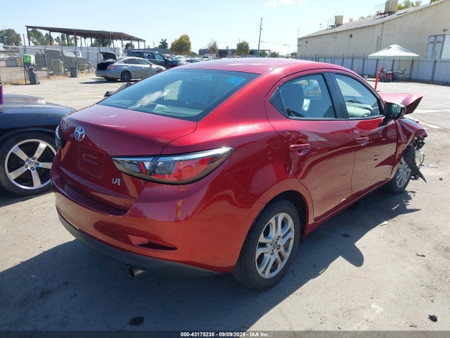 3MYDLBYVXJY307060 Toyota p5v