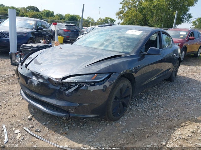 2025 TESLA MODEL 3 5YJ3E1EA0SF888503 Photo 1