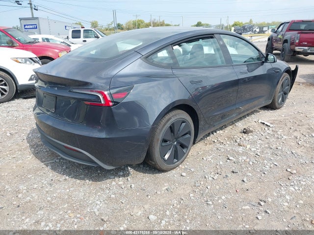 2025 TESLA MODEL 3 5YJ3E1EA0SF888503 Photo 3