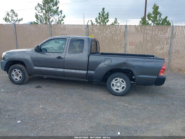 Toyota 2tr-fe 2014 5TFTX4CN8EX046083 Image 14