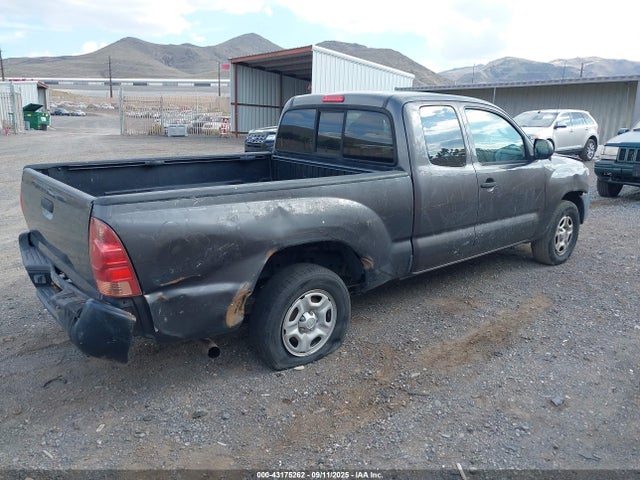 Toyota 2tr-fe 2014 5TFTX4CN8EX046083 Image 4