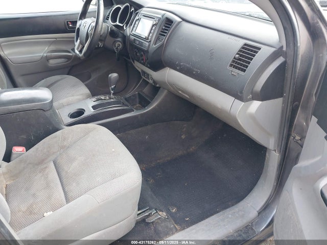 Toyota 2tr-fe 2014 5TFTX4CN8EX046083 Image 5