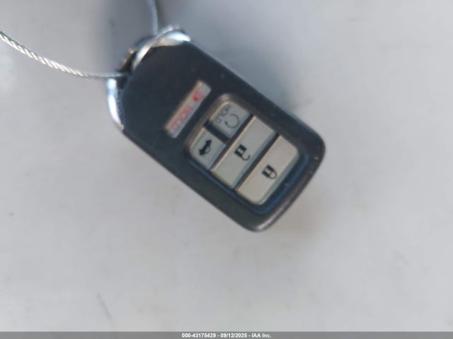 1HGCR3F84HA007512 Honda j35y1