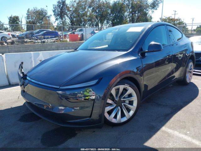 2026 TESLA MODEL Y 7SAYGDEE4TF335586 Photo 1