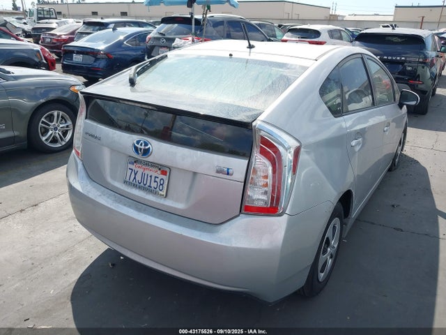 Toyota Prius 2014 JTDKN3DUXE1750869 Image 16