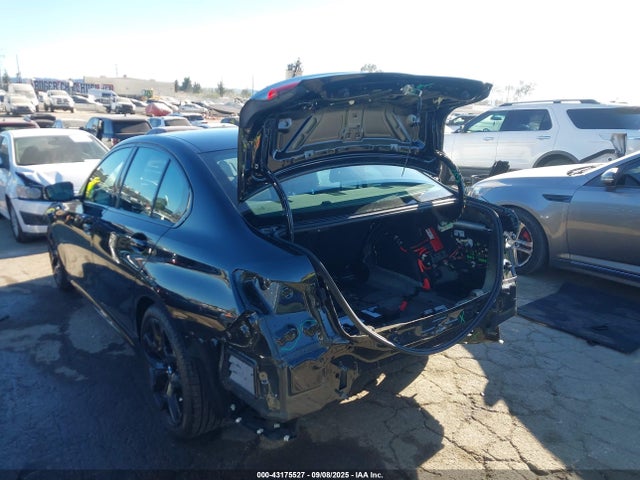 3MW69CW04S8F64717 BMW 2025