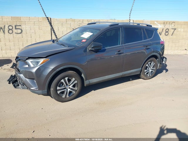 Toyota 2ar-fe 2018 2T3BFREV7JW743512 Image 2
