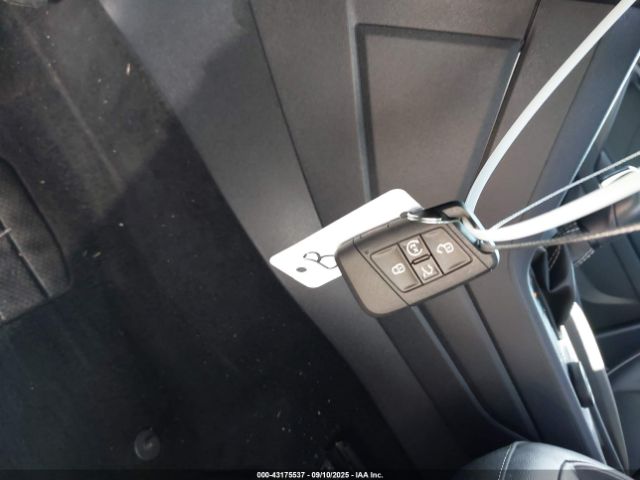 2021 VOLKSWAGEN TIGUAN 3VV4B7AX9MM157188 Photo 10