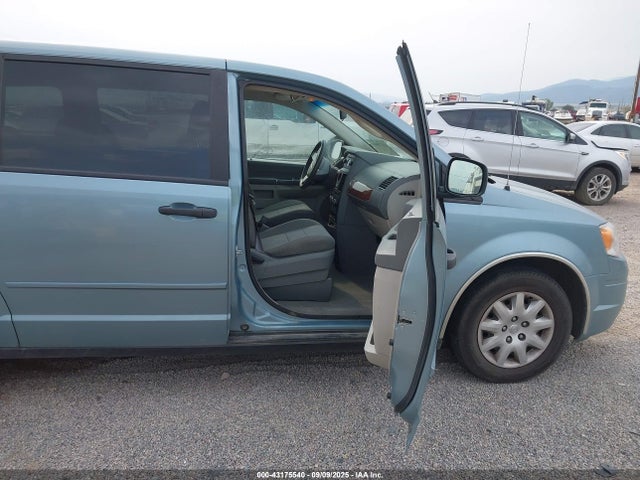 2008 CHRYSLER TOWN & COUNTRY 2A8HR44H28R627664 Photo 4