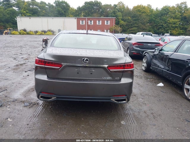 JTHC51FF8J5005269 Lexus v35a-fts