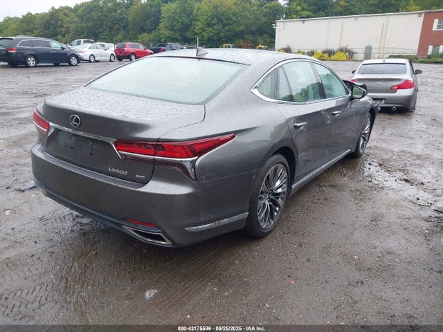 JTHC51FF8J5005269 Lexus v35a-fts