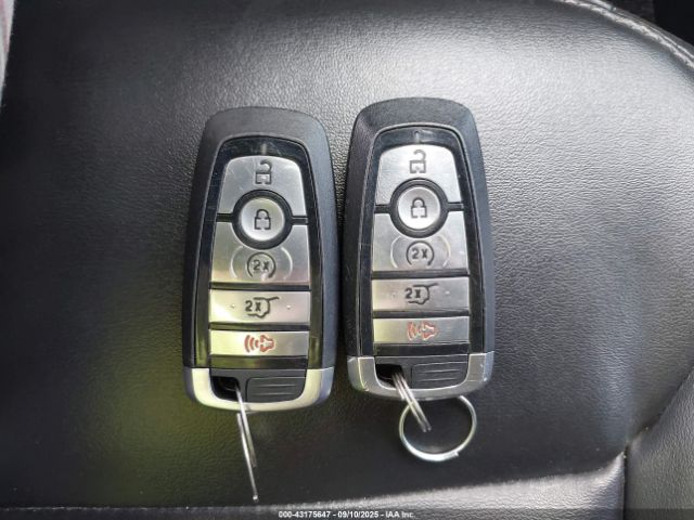 2021 FORD EXPLORER 1FMSK8DH9MGB71730 Photo 10