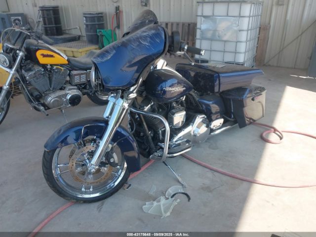 2014 HARLEY-DAVIDSON FLHX 1HD1KBM3XEB621139 Photo 1