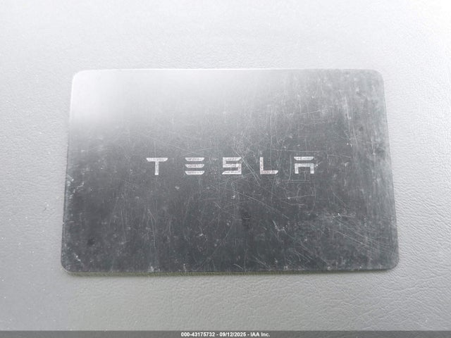2024 TESLA MODEL Y 7SAYGDEE9RF089806 Photo 10