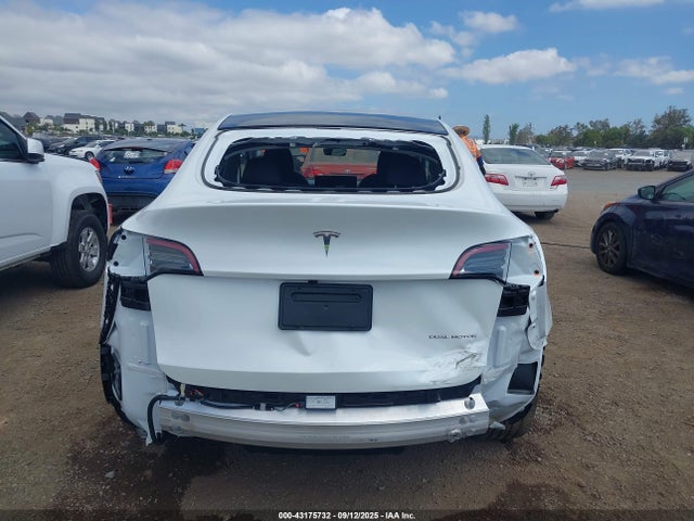 7SAYGDEE9RF089806 Tesla Model Y