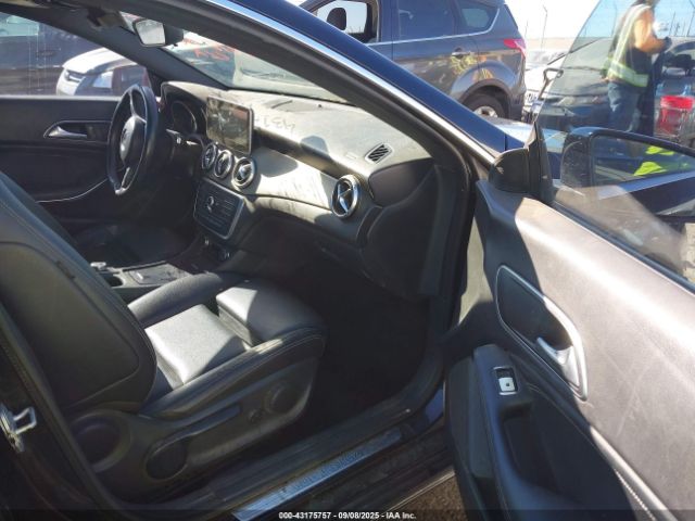 2016 MERCEDES-BENZ CLA 250 WDDSJ4EB4GN309688 Photo 4