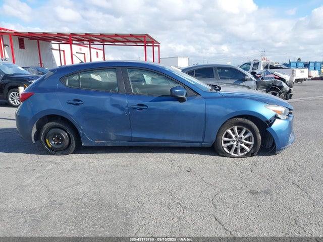 3MZBN1K71JM175718 Mazda pe