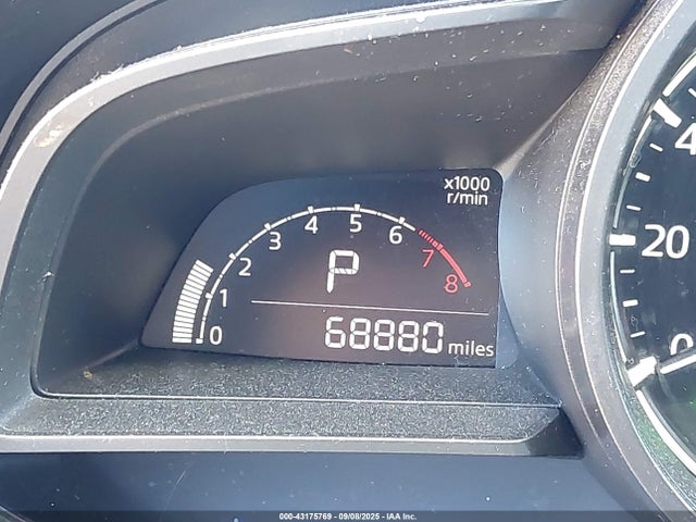3MZBN1K71JM175718 Mazda pe