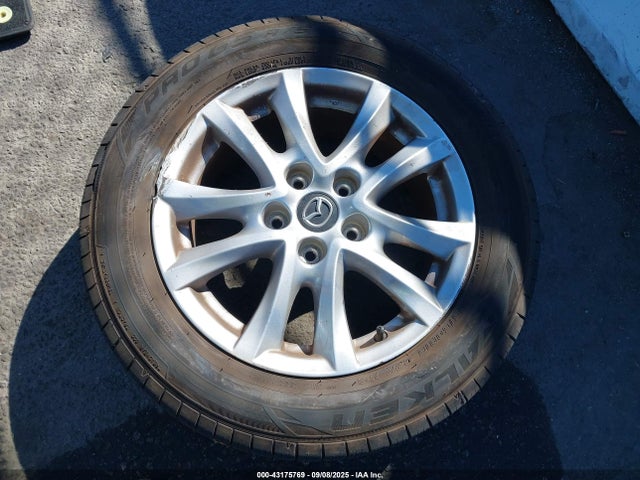 3MZBN1K71JM175718 Mazda pe