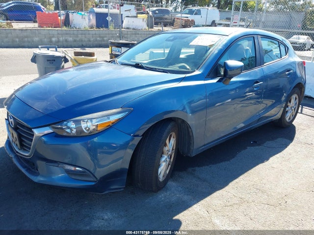 3MZBN1K71JM175718 Mazda pe