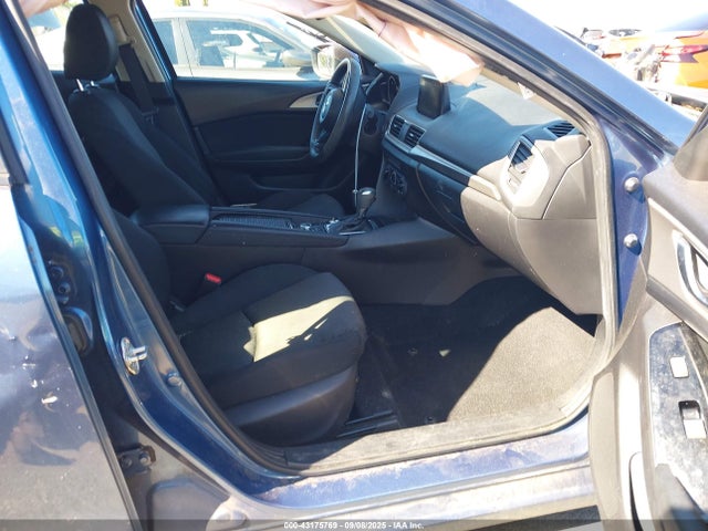 3MZBN1K71JM175718 Mazda pe