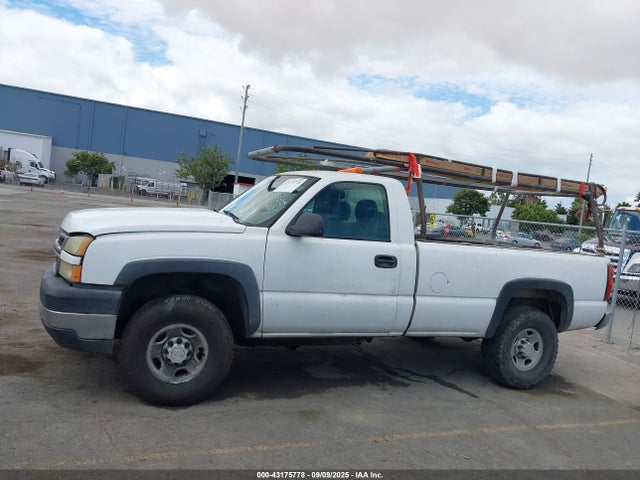 Продаж на аукціоні авто 2006 Chevrolet Silverado 2500hd Work Truck, vin: 1GCHC24U56E172684, номер лоту: 43175778