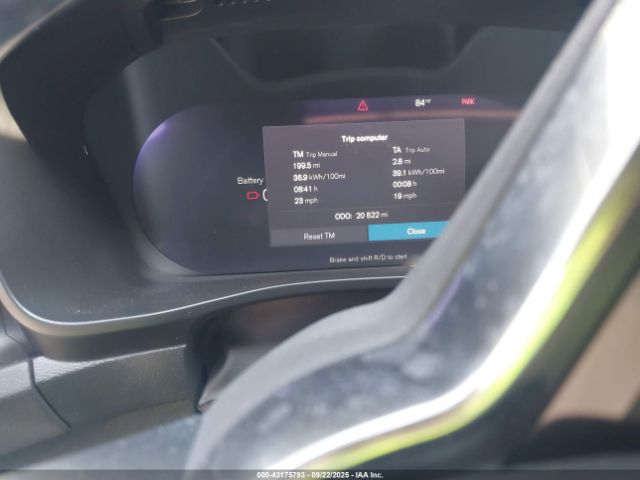 2023 VOLVO XC40 RECHARGE PURE ELECTRIC YV4ED3UMXP2085272 Photo 6